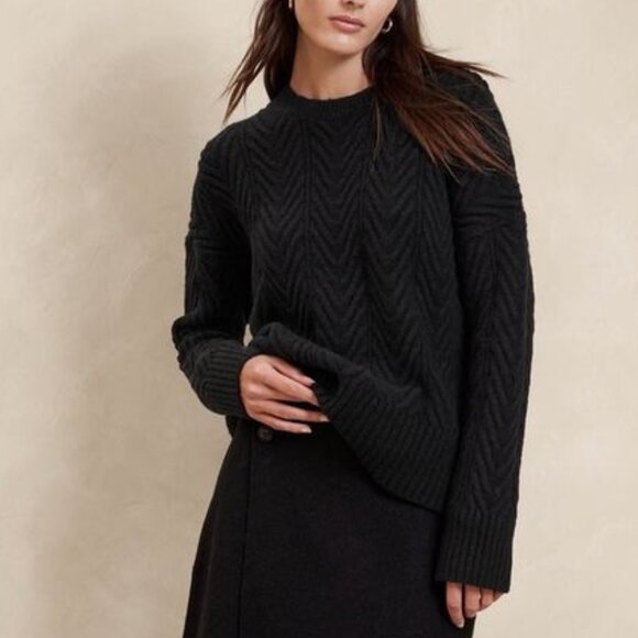 Banana Republic | Nadia Cable Sweater - Picture 1 of 1